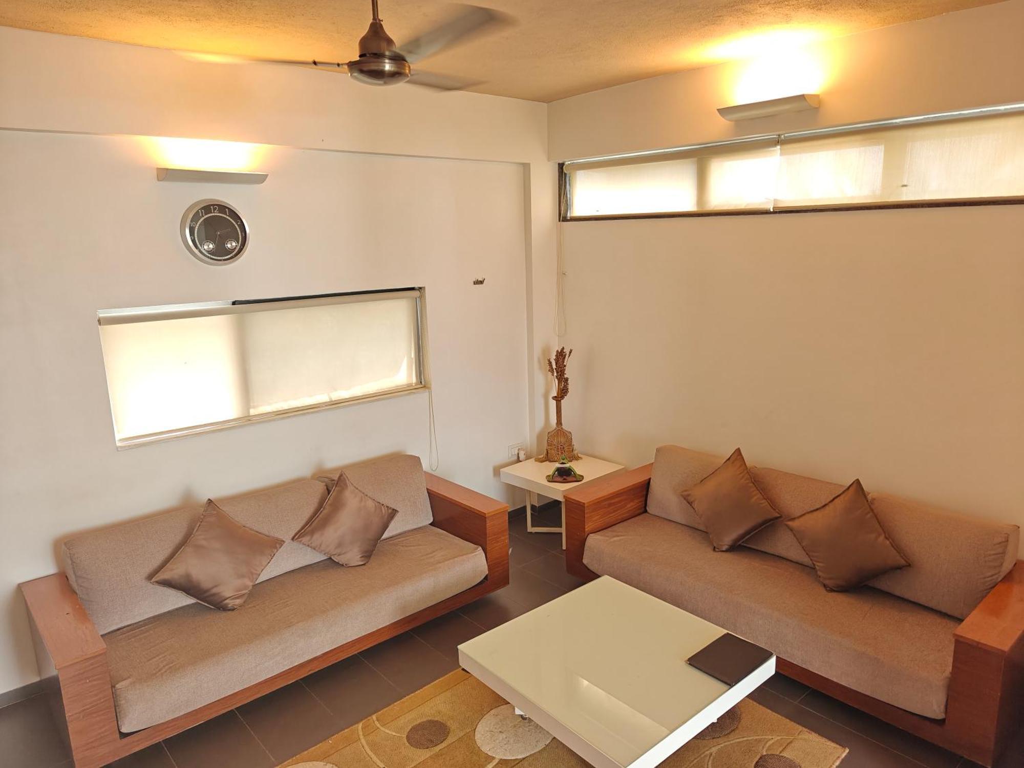 Chandralok Service Apartments Kolhapur Eksteriør billede