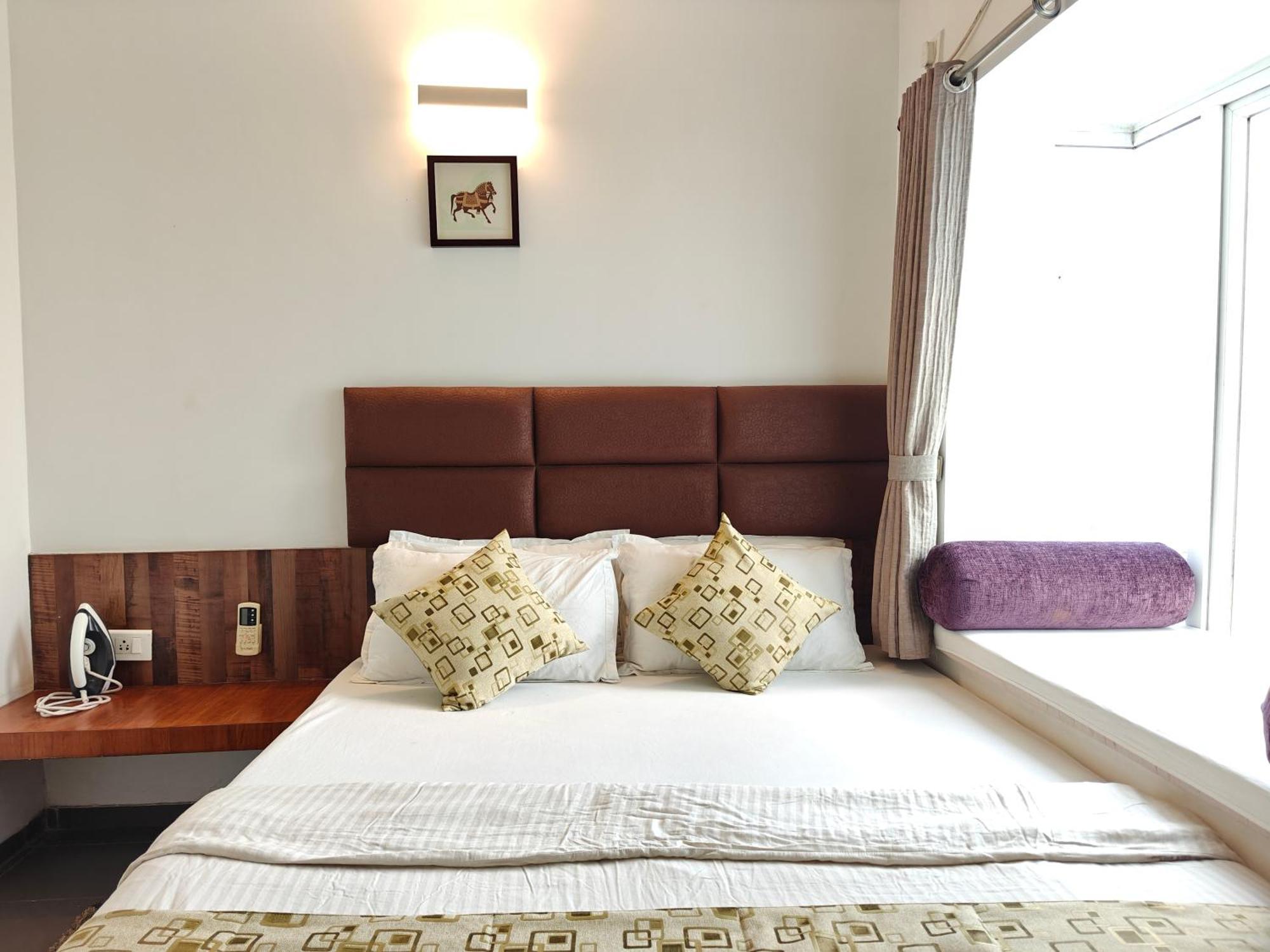 Chandralok Service Apartments Kolhapur Eksteriør billede