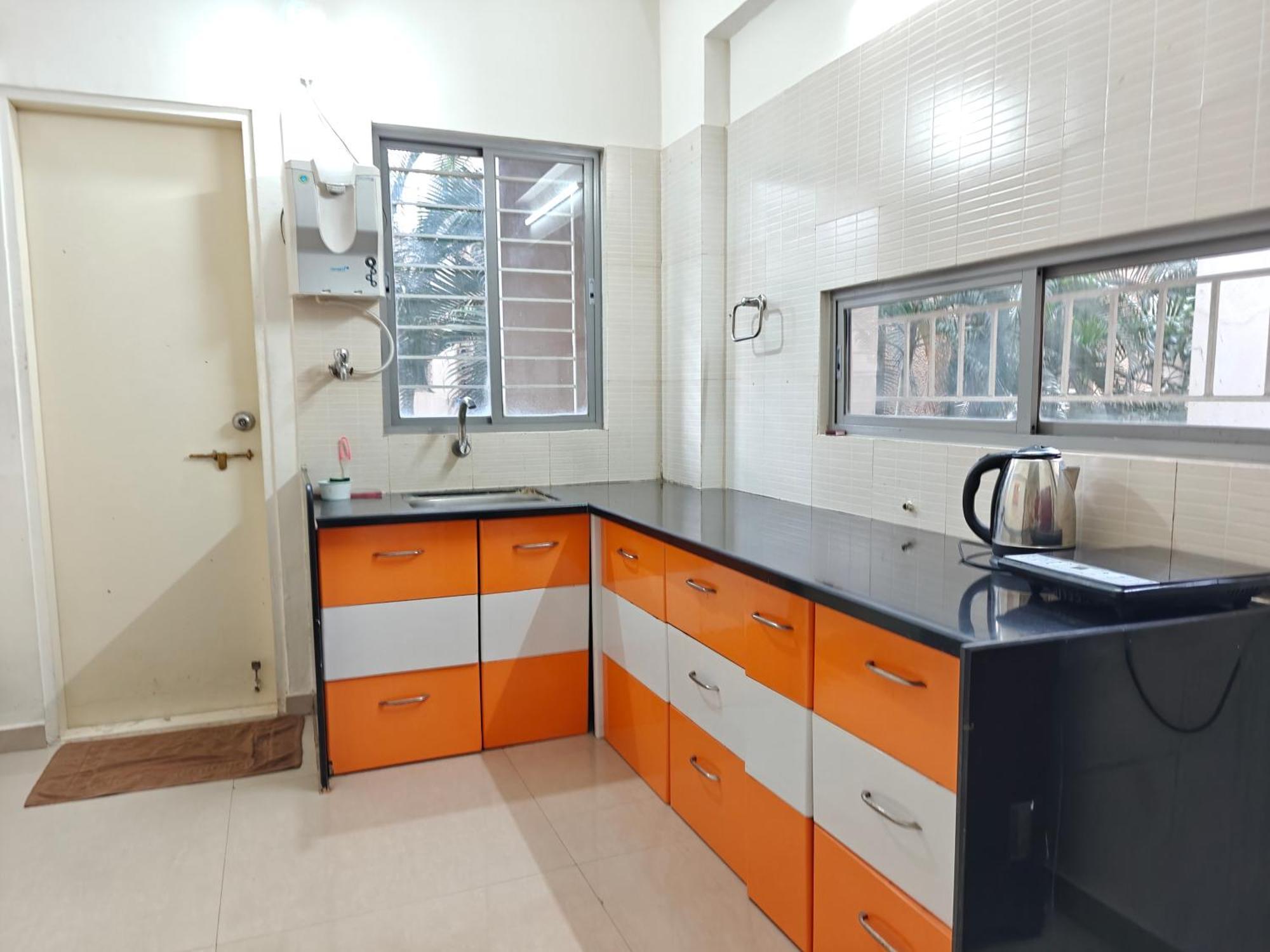 Chandralok Service Apartments Kolhapur Værelse billede
